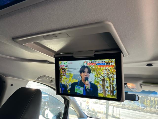 アルファード ２．５Ｓ　Ａパッケージ　サンルーフ　純正大型後席モニター　バックカメラ　両側パワスラ　フルセグＴＶ　ＬＥＤヘッドライト　クルーズコントロール　純正ナビ　ＥＴＣ　電動格納ミラー　スーパーロングスライドシート　プッシュスタート（4枚目）