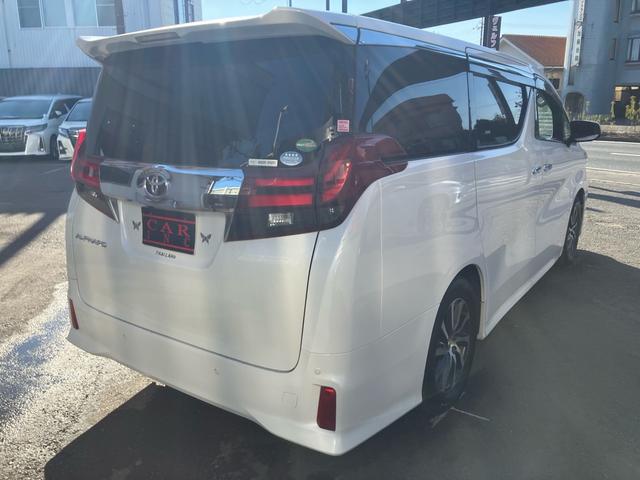 アルファード ２．５Ｓ　Ａパッケージ　サンルーフ　純正大型後席モニター　バックカメラ　両側パワスラ　フルセグＴＶ　ＬＥＤヘッドライト　クルーズコントロール　純正ナビ　ＥＴＣ　電動格納ミラー　スーパーロングスライドシート　プッシュスタート（12枚目）