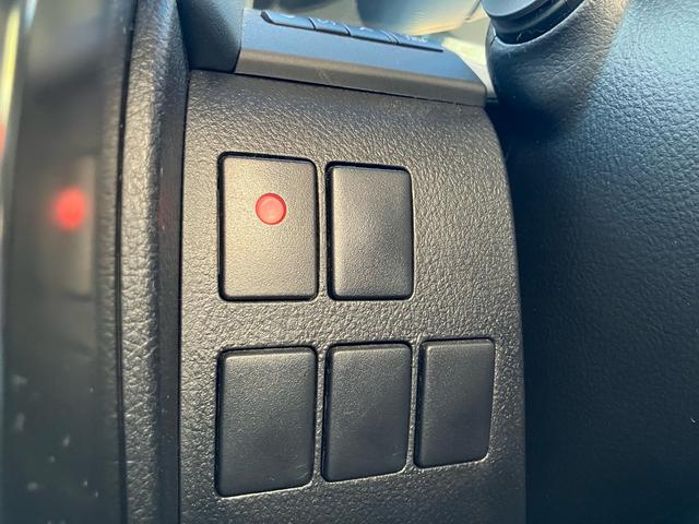 アルファード ２．５Ｓ　タイプゴールド　（１１７）後席モニター　フルセグＴＶ　バックカメラ　ＣＤ／ＤＶＤデッキ　ディスプレイオーディオ　三眼ＬＥＤヘッドライト　両側電動スライド　電動リアゲート　ＡＣ１００Ｖ　ハーフレザー　レーダークルコン（11枚目）