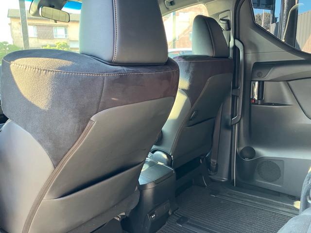 アルファード ２．５Ｓ　タイプゴールド　（１１７）後席モニター　フルセグＴＶ　バックカメラ　ＣＤ／ＤＶＤデッキ　ディスプレイオーディオ　三眼ＬＥＤヘッドライト　両側電動スライド　電動リアゲート　ＡＣ１００Ｖ　ハーフレザー　レーダークルコン（22枚目）