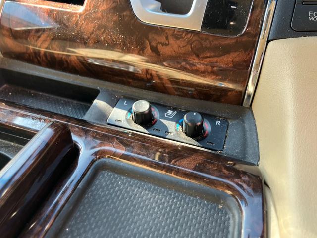 アルファード 2.5G (82)後席モニタ- ベージュ革シート 純正10型ナビ デジタルインナーミラー バックカメラ フルセグTV シートエアコン レーダークルコン 両側電動スライド 電動リアゲート AC100V電源 ETC(8枚目)