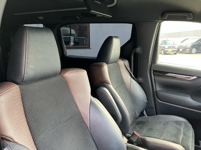 アルファード ２．５Ｓ　Ａパッケージ　アルパイン大型後席モニター＆ナビ　バックカメラ　ＡＣ１００Ｖ電源　両側パワスラ　パワーバックドア　レーダークルコン　プリクラッシュセーフティー　専用ハーフレザーシート　ＬＥＤヘッドライト　ＥＴＣ（36枚目）