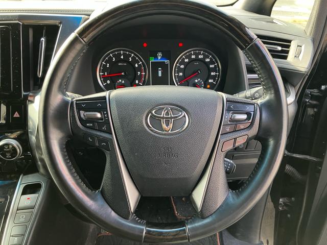 アルファード ２．５Ｓ　Ａパッケージ　アルパイン大型後席モニター＆ナビ　バックカメラ　ＡＣ１００Ｖ電源　両側パワスラ　パワーバックドア　レーダークルコン　プリクラッシュセーフティー　専用ハーフレザーシート　ＬＥＤヘッドライト　ＥＴＣ（38枚目）