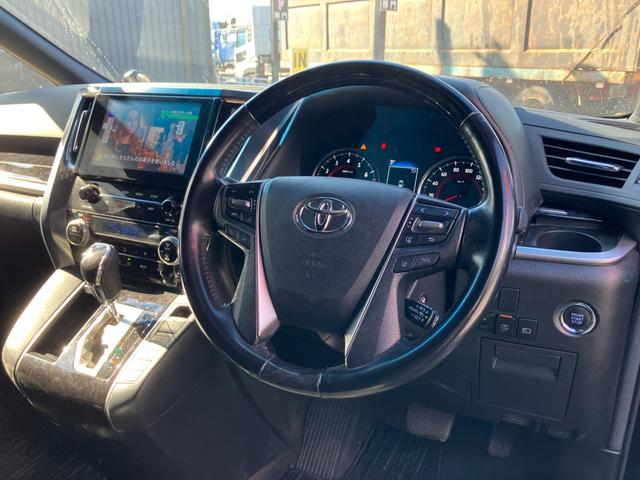 ヴェルファイア 2.5Z ゴールデンアイズ モデリスタエアロ フリップダウンモニター 両側パワースライドドア パワーバックドア Bluetoothオーディオ ビルトインETC クルーズコントロール レーンキープアシスト フルセグ バックカメラ(44枚目)