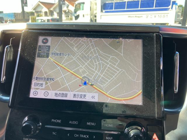 アルファード ２．５Ｓ　Ｃパッケージ　フリップダウンモニター　両側パワースライドドア　Ｂｌｕｅｔｏｏｔｈオーディオ　バックカメラ　ビルトインＥＴＣ　パワーバックドア　クルーズコントロール　ステアリングスイッチ　ウインカーミラー（8枚目）