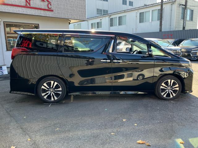 アルファード ２．５Ｓ　Ｃパッケージ　フリップダウンモニター　両側パワースライドドア　Ｂｌｕｅｔｏｏｔｈオーディオ　バックカメラ　ビルトインＥＴＣ　パワーバックドア　クルーズコントロール　ステアリングスイッチ　ウインカーミラー（15枚目）