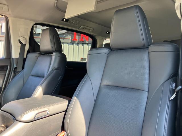 アルファード ２．５Ｓ　Ｃパッケージ　フリップダウンモニター　両側パワースライドドア　Ｂｌｕｅｔｏｏｔｈオーディオ　バックカメラ　ビルトインＥＴＣ　パワーバックドア　クルーズコントロール　ステアリングスイッチ　ウインカーミラー（23枚目）