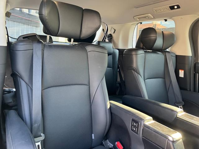 アルファード ２．５Ｓ　Ｃパッケージ　フリップダウンモニター　両側パワースライドドア　Ｂｌｕｅｔｏｏｔｈオーディオ　バックカメラ　ビルトインＥＴＣ　パワーバックドア　クルーズコントロール　ステアリングスイッチ　ウインカーミラー（32枚目）