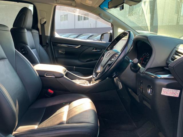 アルファード ２．５Ｓ　Ｃパッケージ　フリップダウンモニター　両側パワースライドドア　Ｂｌｕｅｔｏｏｔｈオーディオ　バックカメラ　ビルトインＥＴＣ　パワーバックドア　クルーズコントロール　ステアリングスイッチ　ウインカーミラー（40枚目）