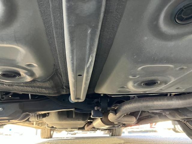 アルファード ２．５Ｓ　Ｃパッケージ　フリップダウンモニター　両側パワースライドドア　Ｂｌｕｅｔｏｏｔｈオーディオ　バックカメラ　ビルトインＥＴＣ　パワーバックドア　クルーズコントロール　ステアリングスイッチ　ウインカーミラー（65枚目）