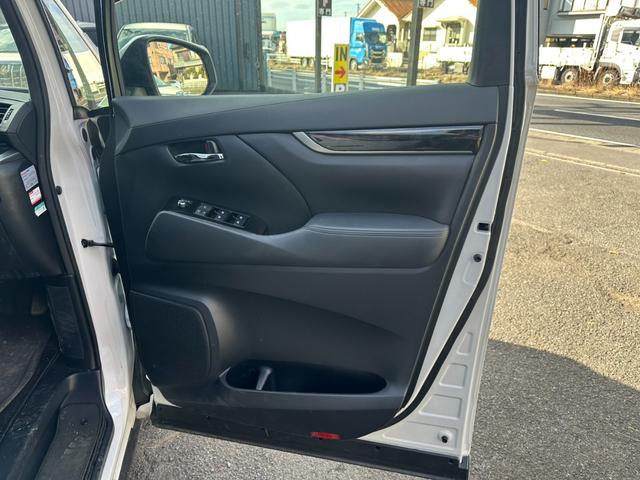 アルファード 2.5S 両側パワースライドドア 純正メモリーナビ Bluetoothオーディオ クルーズコントロール バックカメラ フルセグ ステアリングスイッチ レーンアシスト クリアランスソナー 純正18インチAW(37枚目)