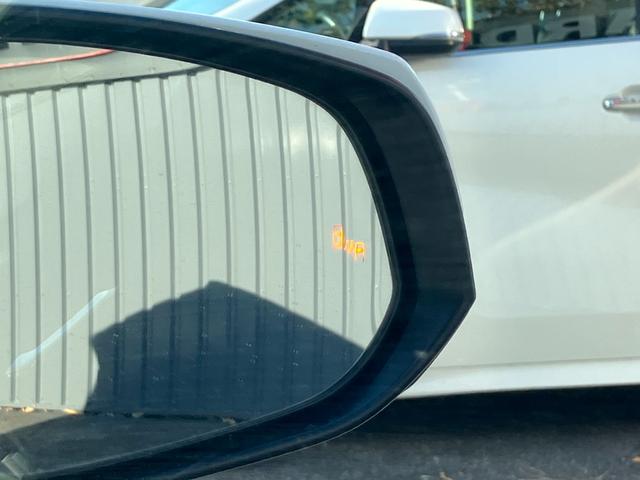 アルファードハイブリッド G Fパッケージ ワンオーナー ツインムーンルーフ フリップダウンモニター JBL 4WD 両側パワースライドドア レザーシート シートヒーター パワーバックドア パワーシート 全方位モニター フルセグ ETC(5枚目)