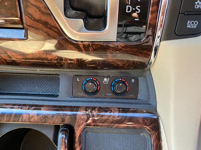 アルファードハイブリッド G Fパッケージ ワンオーナー ツインムーンルーフ フリップダウンモニター JBL 4WD 両側パワースライドドア レザーシート シートヒーター パワーバックドア パワーシート 全方位モニター フルセグ ETC(12枚目)