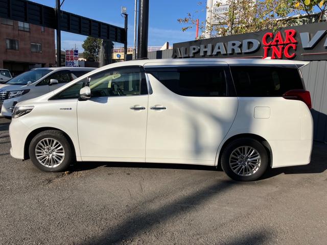 アルファードハイブリッド G Fパッケージ ワンオーナー ツインムーンルーフ フリップダウンモニター JBL 4WD 両側パワースライドドア レザーシート シートヒーター パワーバックドア パワーシート 全方位モニター フルセグ ETC(22枚目)