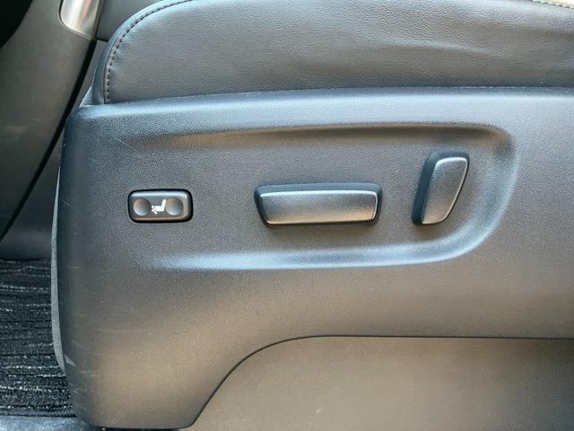 アルファード 2.5S Cパッケージ 純正大型後席モニター 純正大型ナビ 両側パワースライドドア ハーフレザーシート レーダークルコン プリクラッシュセーフティ クリアランスソナー バックカメラ フルセグ パワーバックドア ETC(21枚目)