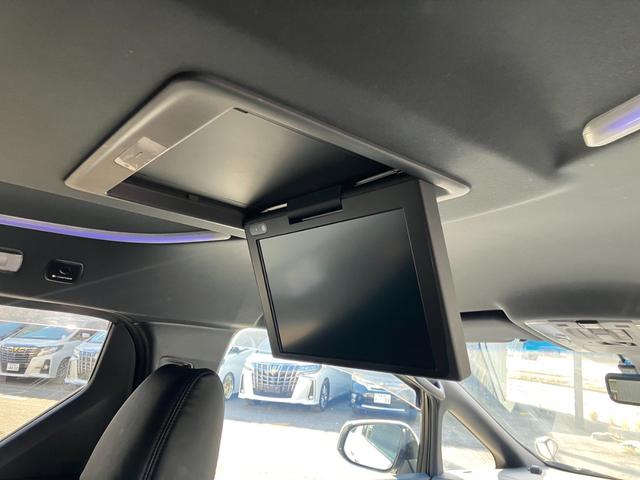 アルファード ２．５Ｓ　タイプゴールド　純正大型後席モニター　デジタルインナーミラー　両側パワスラ　バックカメラ　ナビ機能付ディスプレイオーディオ　３眼ヘッドライト　パワーバックドア　ドライブレコーダー　専用ハーフレザーシート　ＥＴＣ（11枚目）