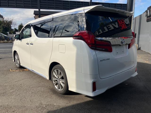 アルファード ２．５Ｓ　タイプゴールド　純正大型後席モニター　デジタルインナーミラー　両側パワスラ　バックカメラ　ナビ機能付ディスプレイオーディオ　３眼ヘッドライト　パワーバックドア　ドライブレコーダー　専用ハーフレザーシート　ＥＴＣ（37枚目）