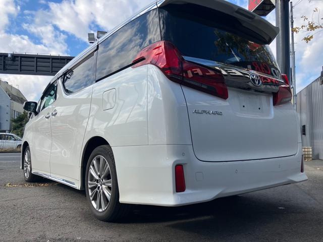 アルファード ２．５Ｓ　タイプゴールド　純正大型後席モニター　デジタルインナーミラー　両側パワスラ　バックカメラ　ナビ機能付ディスプレイオーディオ　３眼ヘッドライト　パワーバックドア　ドライブレコーダー　専用ハーフレザーシート　ＥＴＣ（44枚目）