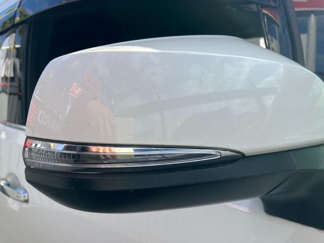 アルファード ２．５Ｓ　タイプゴールド　純正大型後席モニター　デジタルインナーミラー　両側パワスラ　バックカメラ　ナビ機能付ディスプレイオーディオ　３眼ヘッドライト　パワーバックドア　ドライブレコーダー　専用ハーフレザーシート　ＥＴＣ（51枚目）