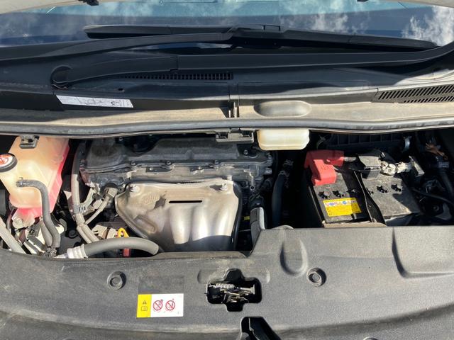 アルファード ２．５Ｓ　タイプゴールド　純正大型後席モニター　デジタルインナーミラー　両側パワスラ　バックカメラ　ナビ機能付ディスプレイオーディオ　３眼ヘッドライト　パワーバックドア　ドライブレコーダー　専用ハーフレザーシート　ＥＴＣ（56枚目）
