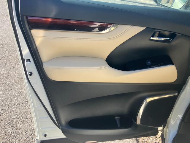 アルファード 2.5G アルパイン12.8インチ後席モニタ&10型ナビ バックカメラ 両側パワスラ プリクラッシュセーフティー レーダークルコン 寒冷地仕様 メモリ付きパワーシート LEDヘッドライト ハーフレザー ETC(17枚目)