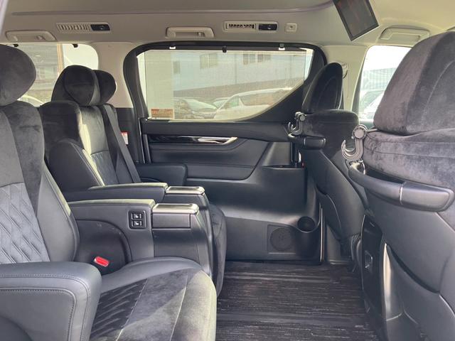 ヴェルファイア 2.5Z Gエディション 純正大型後席モニター 純正大型ナビ バックカメラ 両側パワスラ パワーバックドア メモリ付きパワーシート ステアリングヒーター クルーズコントロール LEDヘッドライト エグゼクティブシート ETC(30枚目)