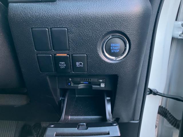 アルファード ２．５Ｓ　８人乗り　純正大型後席モニター　両側パワスラ　ナビ機能付ディスプレイオーディオ　バックカメラ　レーダークルコン　プリクラッシュセーフティ　ＣＤ／ＤＶＤデッキ　ＬＥＤヘッドライト　純正１８インチＡＷ（12枚目）
