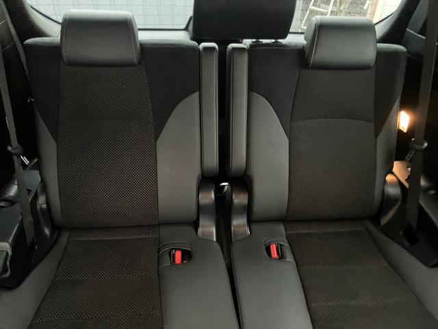 アルファード ２．５Ｓ　タイプゴールド　純正大型後席モニター　デジタルインナーミラー　ＢＳＭ　バックカメラ　両側パワスラ　パワーバックドア　ＡＣ１００Ｖ電源　３眼ヘッドライト　レーダークルコン　プリクラッシュセーフティ　ドラレコ　ＥＴＣ（28枚目）