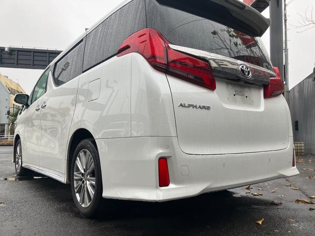 アルファード ２．５Ｓ　タイプゴールド　純正大型後席モニター　デジタルインナーミラー　ＢＳＭ　バックカメラ　両側パワスラ　パワーバックドア　ＡＣ１００Ｖ電源　３眼ヘッドライト　レーダークルコン　プリクラッシュセーフティ　ドラレコ　ＥＴＣ（47枚目）