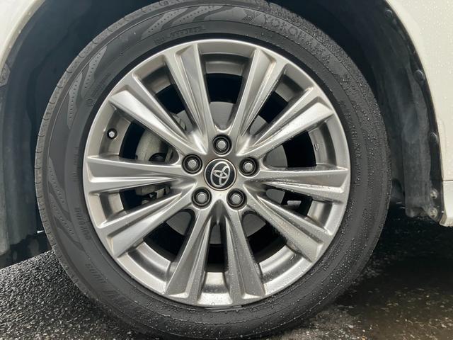 アルファード ２．５Ｓ　タイプゴールド　純正大型後席モニター　デジタルインナーミラー　ＢＳＭ　バックカメラ　両側パワスラ　パワーバックドア　ＡＣ１００Ｖ電源　３眼ヘッドライト　レーダークルコン　プリクラッシュセーフティ　ドラレコ　ＥＴＣ（53枚目）