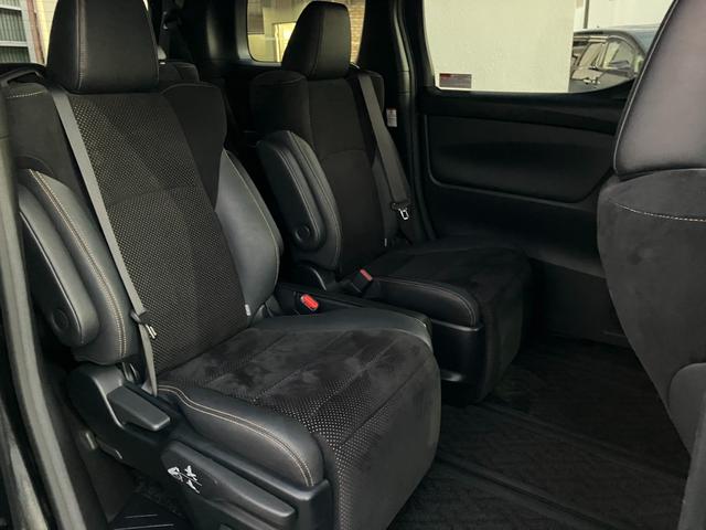 ヴェルファイア 2.5Z ゴールデンアイズ 後席モニター ディスプレイオーディオ 両側パワスラ バックモニター バックカメラ TVキャンセラー パワーバックドア フルセグTV 専用ハーフレザー 3眼ヘッドライト AC100V電源 ETC(24枚目)