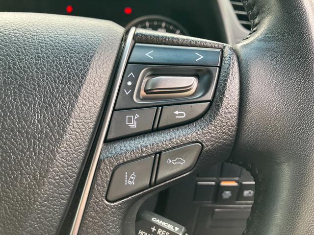 アルファード ２．５Ｓ　サンルーフ　８人乗り　アルパイン大型後席モニター＆１１型ナビ　バックカメラ　両側パワスラ　レーダークルコン　プリクラッシュセーフティ　フルセグＴＶ　オートマハイビームアシスト　ＬＴＡ　ＥＴＣ（7枚目）