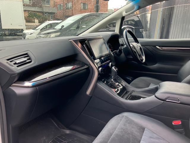 ヴェルファイア ２．５Ｚ　Ｇエディション　純正大型後席モニター　純正１０型ナビ　バックカメラ　ＡＣ１００Ｖ電源　両側パワスラ　パワーバックドア　ハンドルヒータ―　エグゼクティブパワーシート　ＬＥＤヘッドライト　クルコン　ＥＴＣ（17枚目）