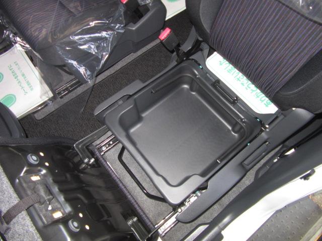 ソリオバンディット ＤＪＥ　レーダーブレーキサポートＩＩ装着車　両側自動ドア　禁煙車　衝突被害軽減ブレーキ　全国対応１年保証　ＤＶＤ再生ナビフルセグ　セレクトビューバックアイカメラ　前後ドラレコ　アイドリングストップエネチャージ（15枚目）