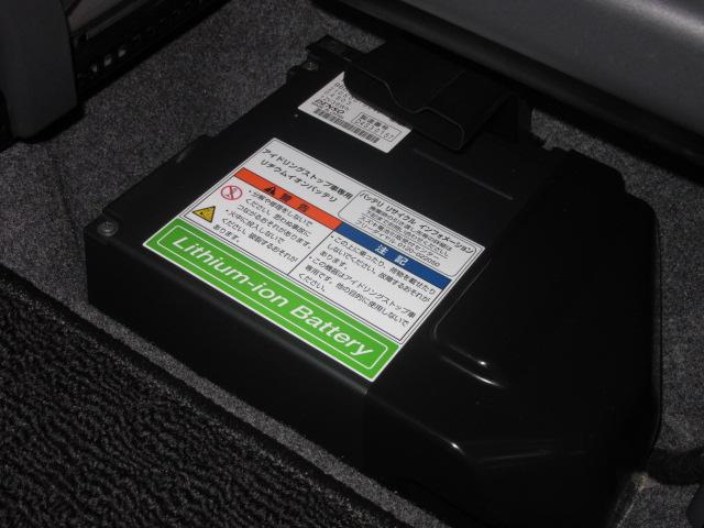 ソリオバンディット ＤＪＥ　レーダーブレーキサポートＩＩ装着車　両側自動ドア　禁煙車　衝突被害軽減ブレーキ　全国対応１年保証　ＤＶＤ再生ナビフルセグ　セレクトビューバックアイカメラ　前後ドラレコ　アイドリングストップエネチャージ（24枚目）