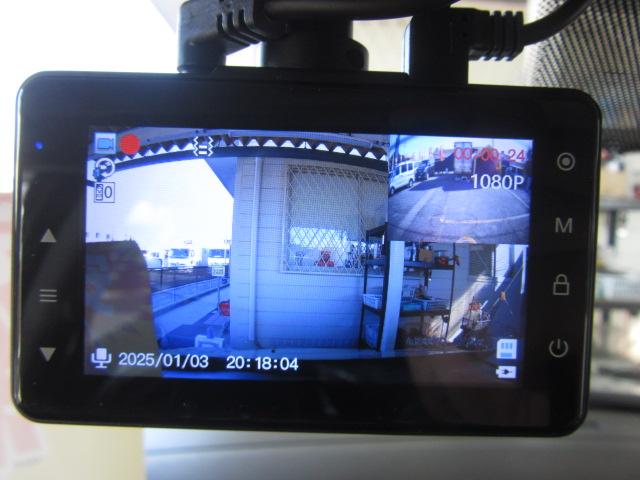 プレマシー 20C-スカイアクティブ リモコン自動ドア 禁煙車 前後ドラレコ DVD再生純正ナビフルセグTV CD5000曲録音 Bluetooth音楽再生 後席モニター バックカメラ LEDライト アイドルストップ 全国対応1年保証付(34枚目)