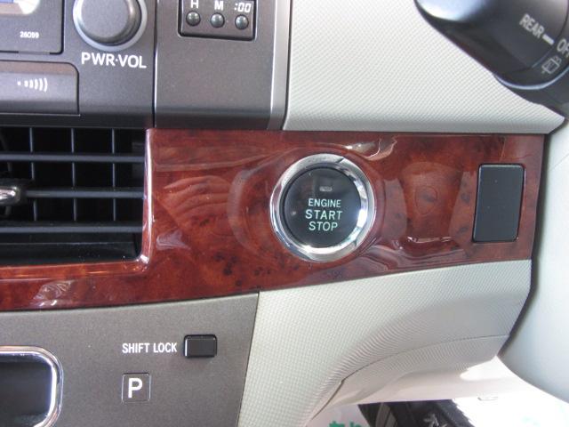 TOYOTA ESTIMA 2.4AERAS G EDITION