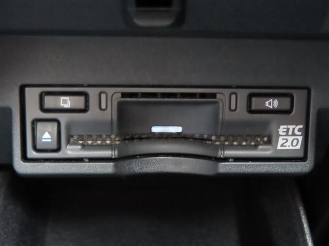 ＮＸ ＮＸ３５０ｈ　Ｆスポーツ　パノラマガラスサンルーフ　クルコン　地デジ　電動パワーシート　レザー　ドラレコ　ＡＷＤ　ナビＴＶ　ミュージックプレイヤー接続可　Ｂカメラ　オートエアコン　メモリーナビ　スマートキー　ＥＴＣ（12枚目）