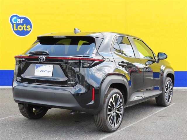 ヤリスクロス ハイブリッドＺ　【雹害車】　衝突回避システム　ＴＣナビ　レーダークルーズ　ＥＴＣ２．０　Ｂカメラ　全方位カメラ　シートヒーター　ＬＥＤライト　ＢＳＭ　ＨＤＭＩ　Ｂｌｕｅｔｏｏｔｈ　１６ＡＷ（18枚目）