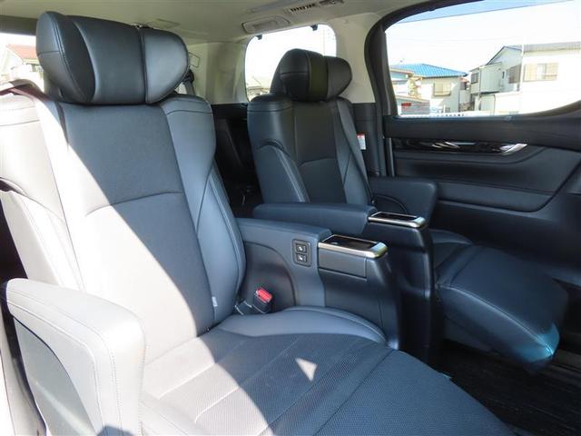 アルファード ３．５ＳＣ　レザーシート　３列　地デジ　パワーシート　ＤＶＤ再生　ＡＣ１００Ｖ電源　アルミホイール　オートクルーズコントロール　メモリーナビ　ＥＴＣ　盗難防止装置　アイドリングストップ　横滑り防止機能　キーレス（24枚目）