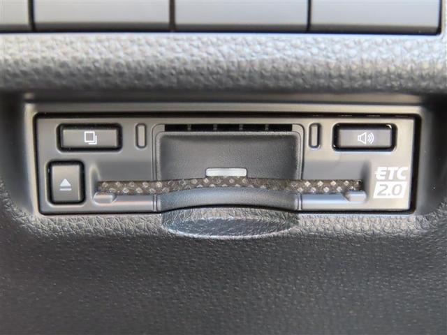 ＲＡＶ４ ハイブリッドＧ　衝突被害軽減装置　革Ｓ　ＡＣ１００Ｖ電源　エアロ　バックモニター　寒冷地仕様　地デジＴＶ　ＬＥＤヘッドライト　スマキー　電動シ－ト　ＡＷＤ　ＴＶナビ　パワステ　横滑り防止装置　クルコン　ＡＡＣ　ＡＷ（8枚目）