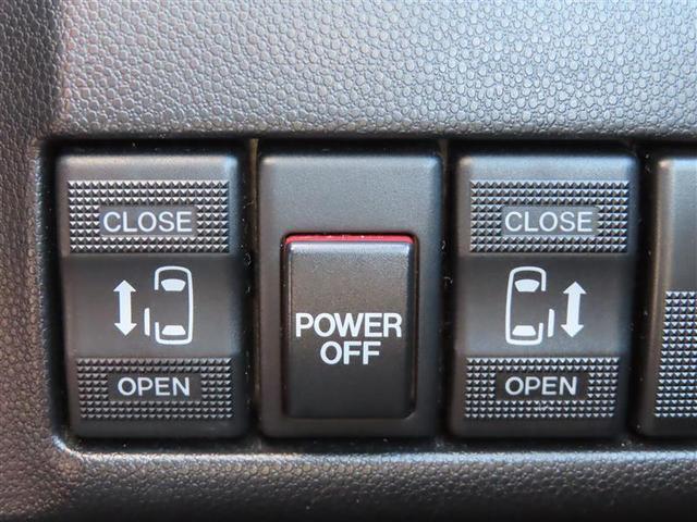 プレマシー 20S-スカイアクティブ Lパッケージ パワーウインドウ 後カメラ アルミホイール アドバンスキー ETC車載器 サイドエアバッグ 両自動ドア 半革シート エアコン エアバッグ クルコン 3列シート ドライブレコーダー キーレス ABS(3枚目)