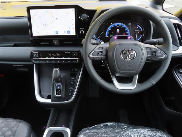 ヴォクシー ハイブリッドＳ－Ｚ　【雹害車】　衝突回避システム　ＴＣナビ　両側Ｐスラドア　レーダークルーズ　ＥＴＣ２．０　Ｂカメラ　全方位カメラ　コンセント　シートヒーター　Ｐバックドア　デジタルインナーミラー　ＢＳＭ　ＬＥＤライト（5枚目）