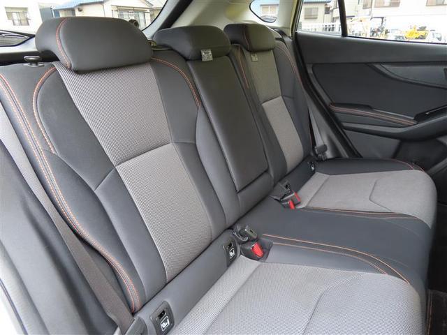 後部座席のスペースもしっかり確保！チャイルドシートの取り付けも可能です！