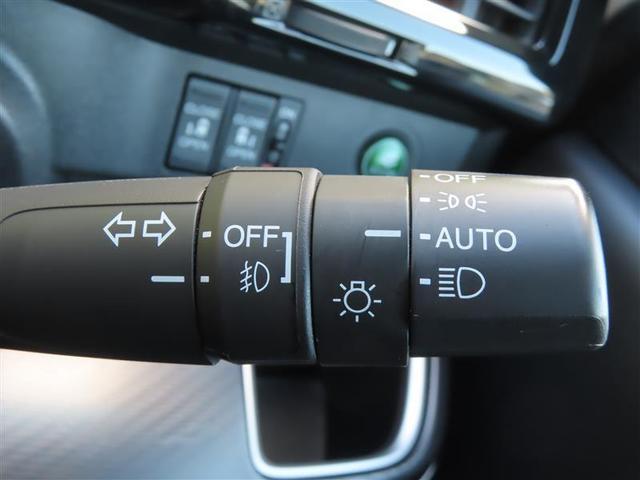 ＡＵＴＯの位置にセットしておくと、暗くなったら自動でライトの点灯をサポートしてくれます！高速道路でのトンネル通過時など便利です！