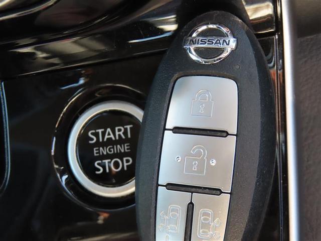 セレナ ハイウェイスターＶ　サイドエアバッグ　地デジフルセグ　アルミ　衝突被害軽減　三列シート　Ｗエアコン　エアバッグ　ＡＵＸ　両側オートスライドドア　ＬＥＤライト　クルコン　インテリジェントキー　メモリーナビ　ナビＴＶ　ＡＢＳ（11枚目）