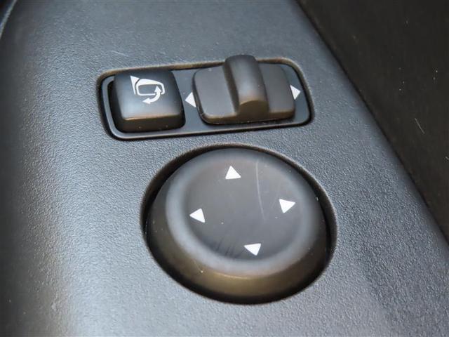 セレナ ハイウェイスターＶ　サイドエアバッグ　地デジフルセグ　アルミ　衝突被害軽減　三列シート　Ｗエアコン　エアバッグ　ＡＵＸ　両側オートスライドドア　ＬＥＤライト　クルコン　インテリジェントキー　メモリーナビ　ナビＴＶ　ＡＢＳ（12枚目）