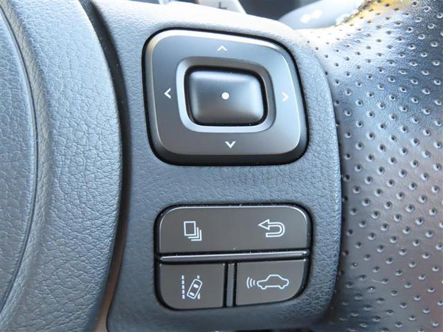 ＩＳ ＩＳ３００ｈ　Ｆスポーツ　Ｂモニ　地デジＴＶ　ナビＴＶ　オートエアコン　本革シート　スマートキー＆プッシュスタート　キーフリー　ミュージックプレイヤー接続可　パワーステアリング　メモリナビ　横滑り防止機能　エアバッグ　ＡＢＳ（11枚目）