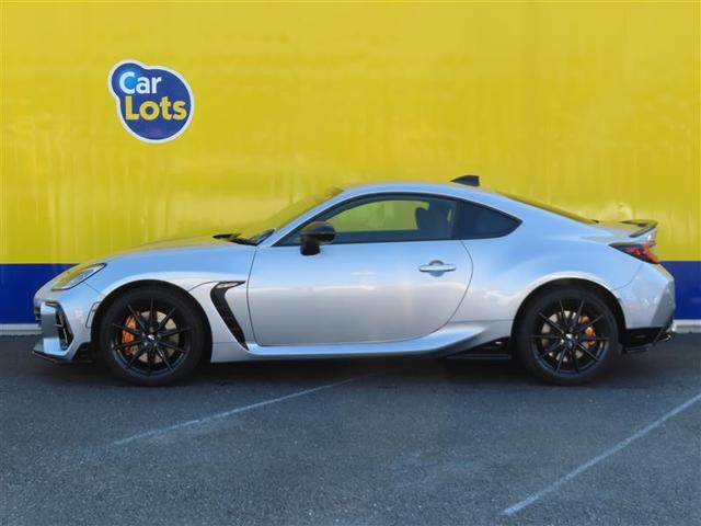 当店では点検と車検の基本工賃を先にお支払していただくことで、最大２５％割引でお届けしているメンテナンスパックをご用意しております！詳しくはスタッフまで♪