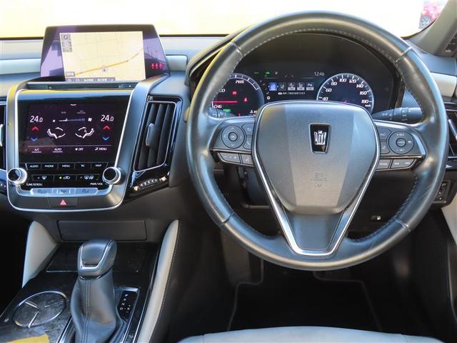 クラウンハイブリッド S エレガンススタイルII イモビライザー バックモニター ナビ&TV アルミホイール オートクルーズコントロール スマートキー フルセグ キーレス ETC ドラレコ メモリーナビ DVD再生 ミュージックプレイヤー接続可(2枚目)